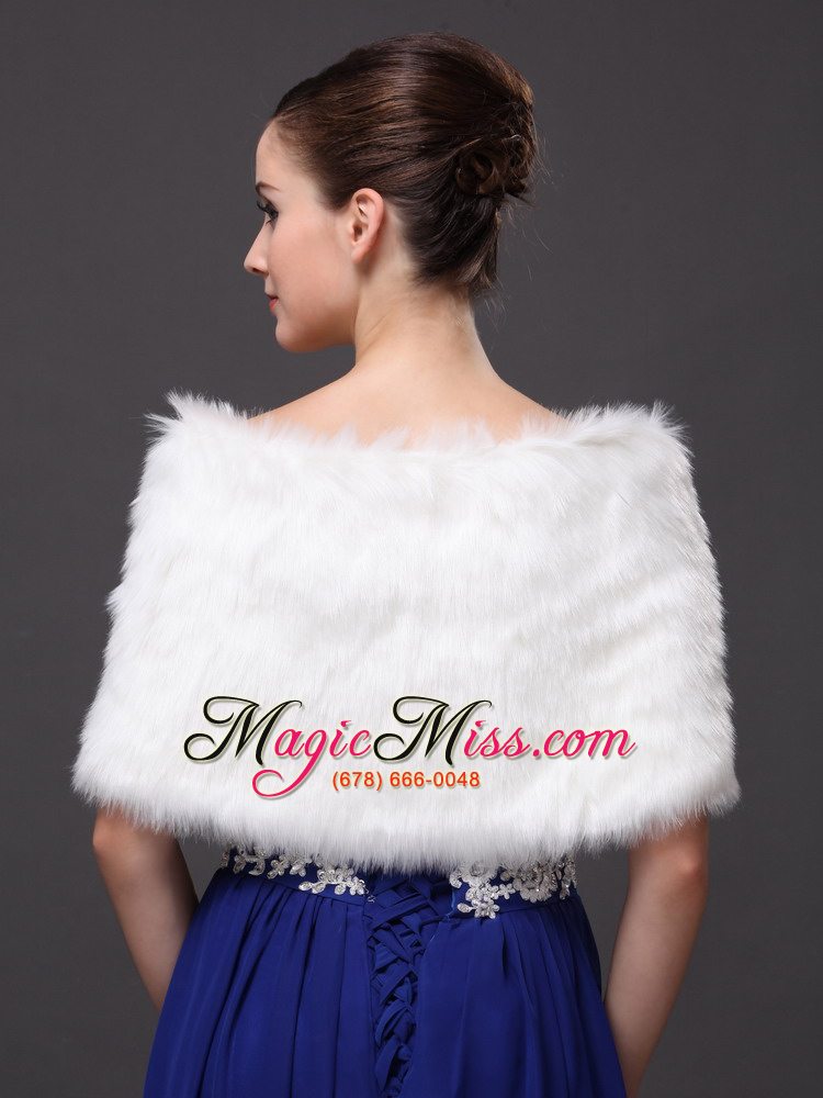 wholesale high quality rabbit fur special occasion / wedding shawl in ivory with v-neck